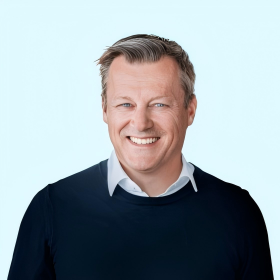 叶思博
Jesper Brodin